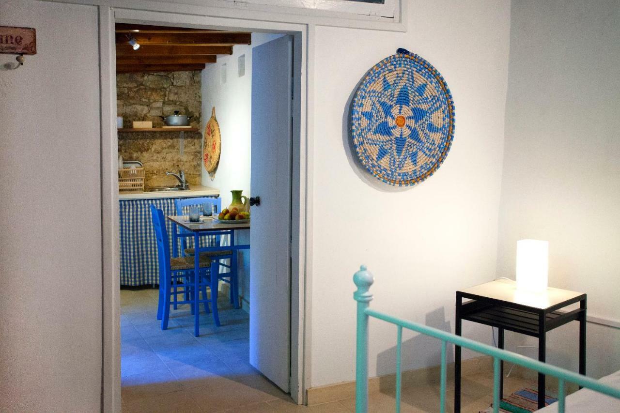 Maison d'hôtes Cecilias Courtyard à Malya Extérieur photo
